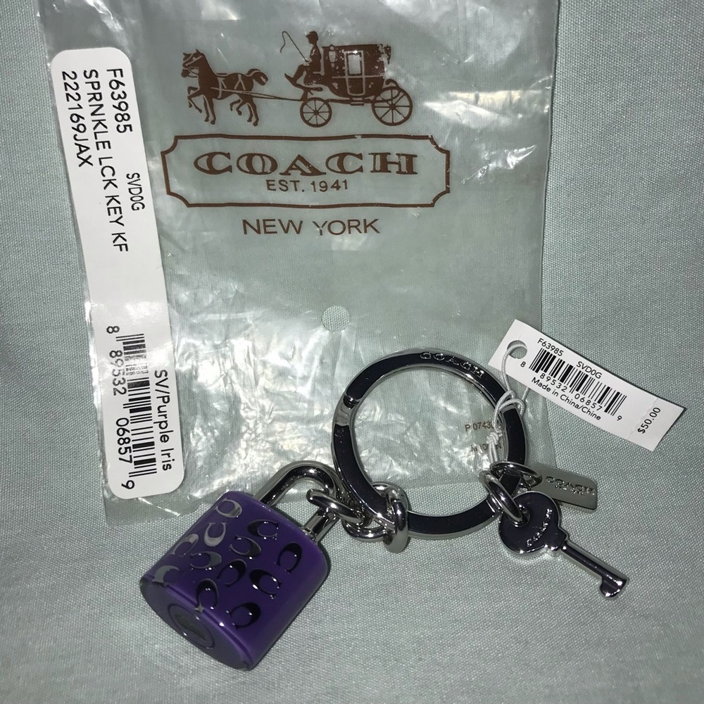 NWT Coach 63985 Keychain Key Fob Ring Purple Lock And Key Charm.  KC 2